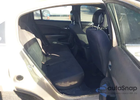 2014 Chrysler 200 Lx z USA, uszkodzony, nr VIN 1C3CCBAB8EN146712